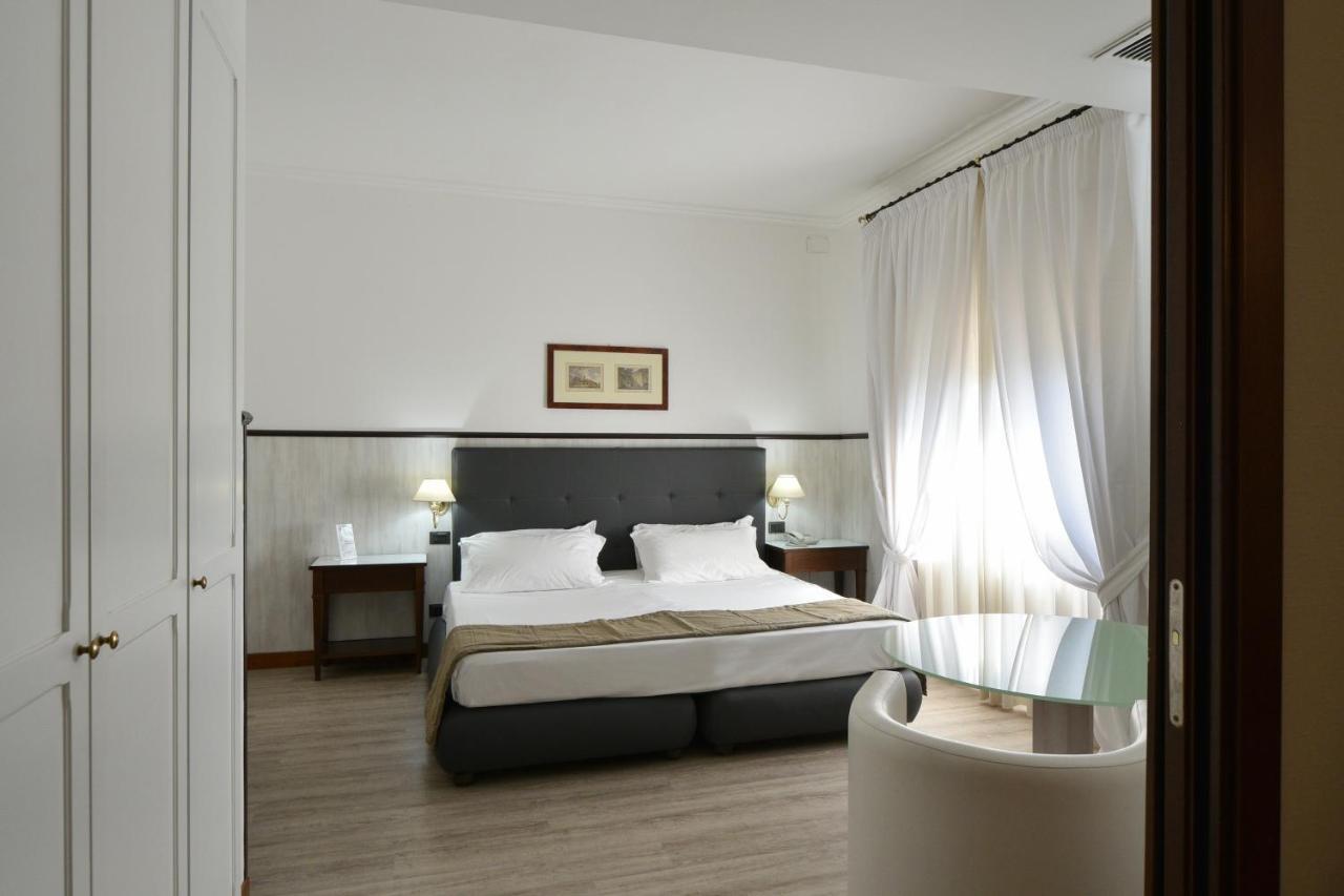 Hotel Della Valle อากริเจนโต ภายนอก รูปภาพ